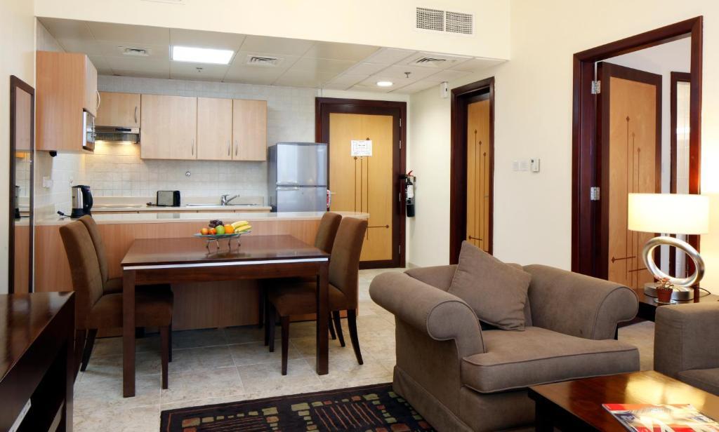 Avari Hotel Apartments - Al Barsha Дубай Стая снимка