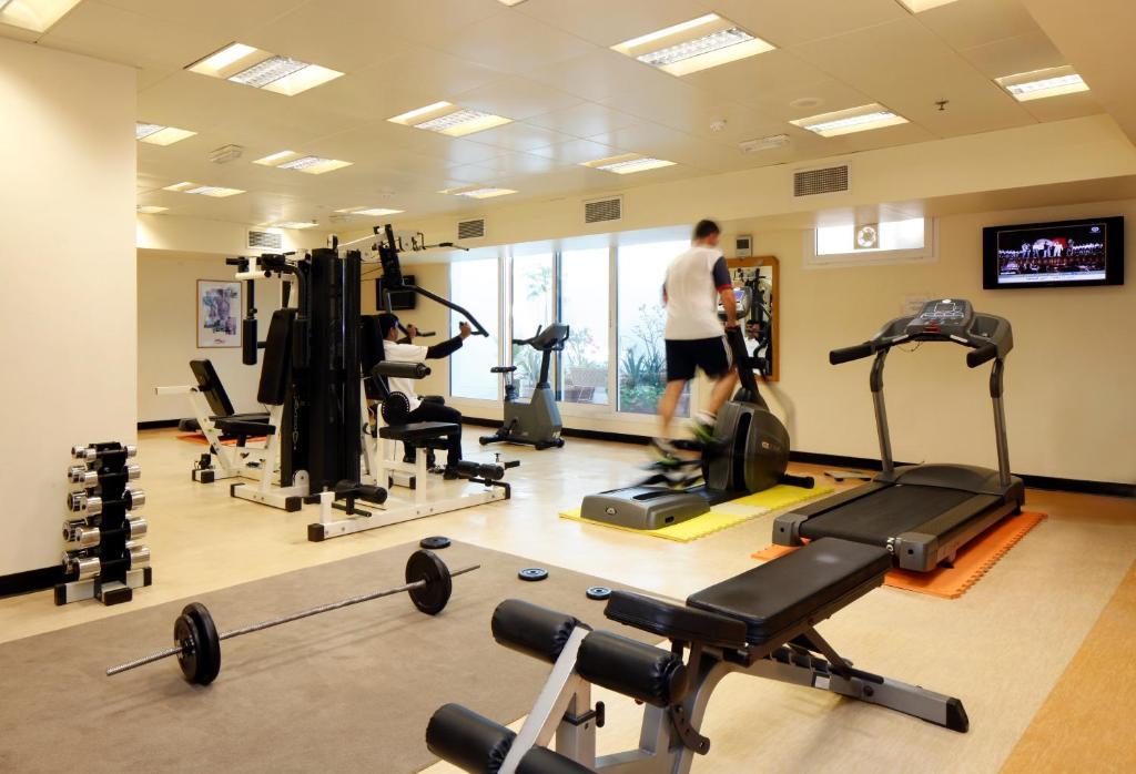 Avari Hotel Apartments - Al Barsha Дубай Екстериор снимка