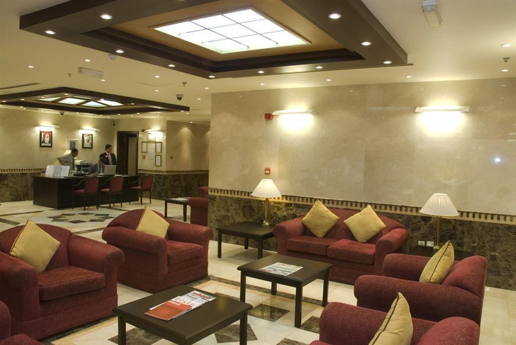 Avari Hotel Apartments - Al Barsha Дубай Интериор снимка