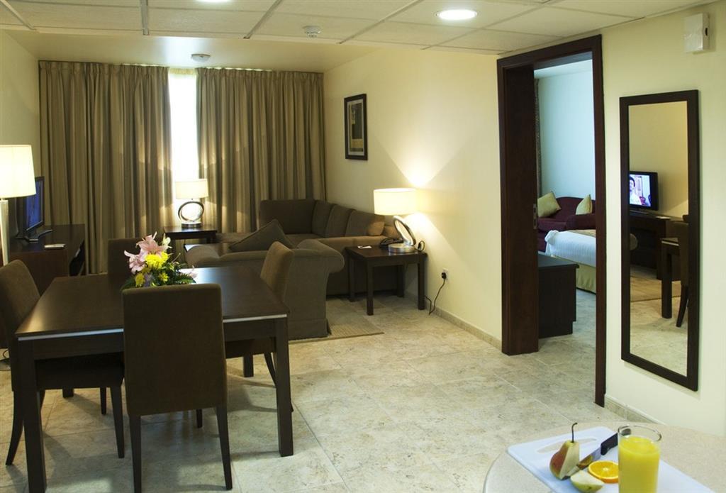 Avari Hotel Apartments - Al Barsha Дубай Стая снимка