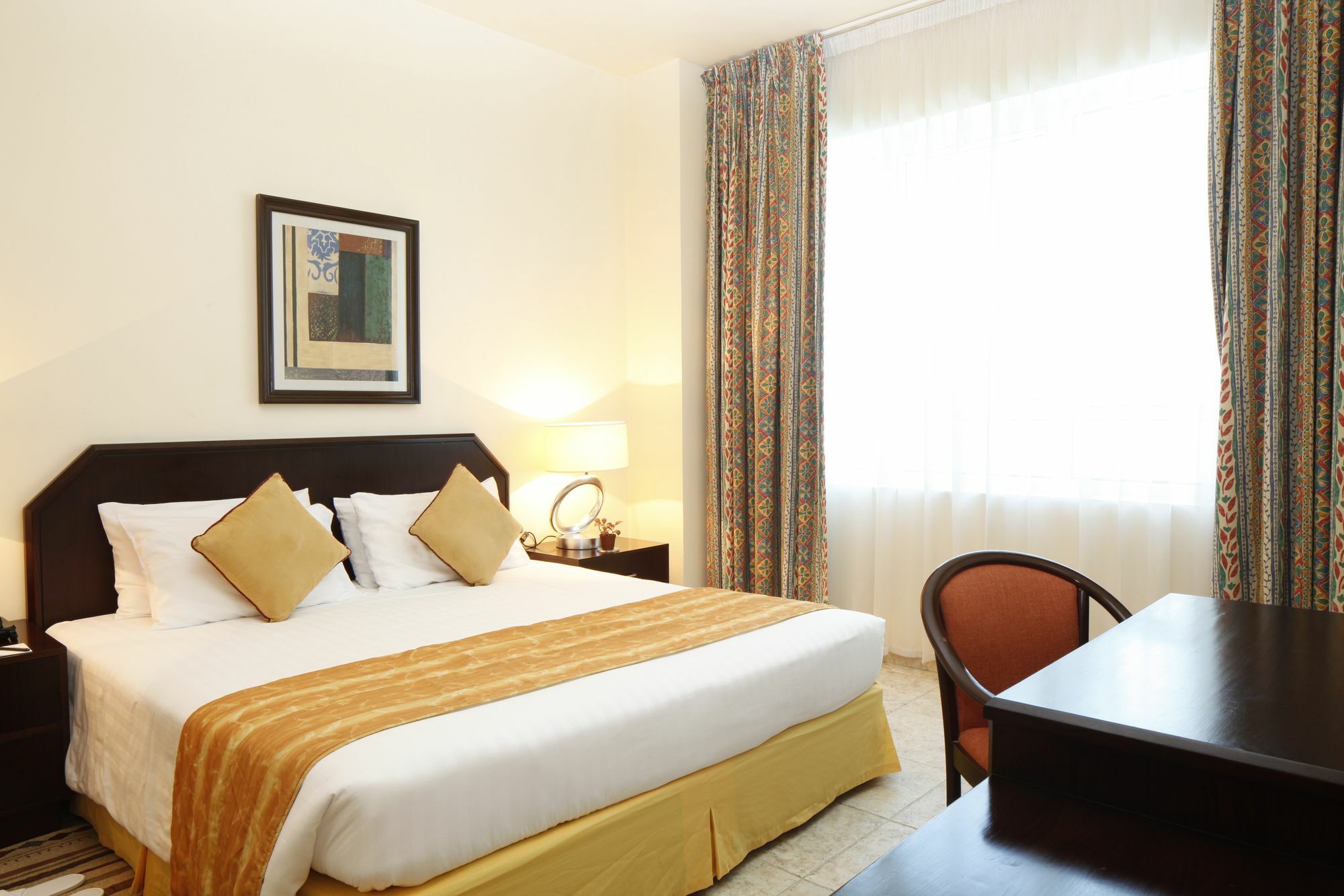 Avari Hotel Apartments - Al Barsha Дубай Екстериор снимка