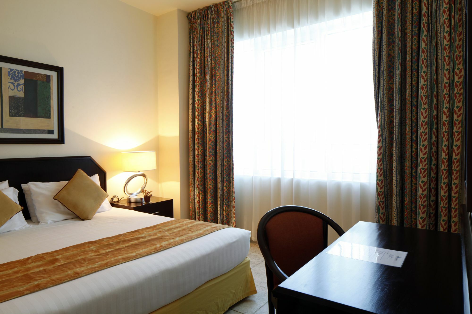 Avari Hotel Apartments - Al Barsha Дубай Екстериор снимка